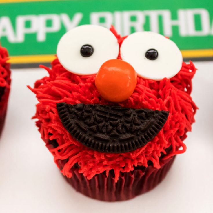 Elmo Cupcakes