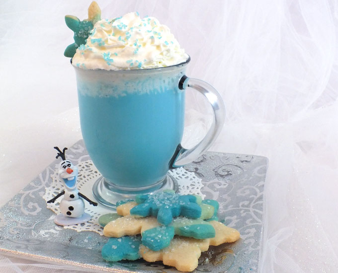 Our Olaf's Warm Hug Hot Vanilla Milk is a fun Frozen themed treat that is so easy to make. It tastes great too - just like a warm hug for your insides! It is perfect for a cold wintery day, a Frozen Birthday Party or just as a nice way to tell that Frozen Fan in your life that you love them. Follow us for more great Frozen Party Ideas.