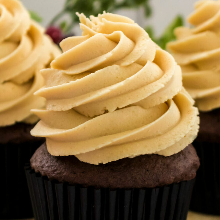 The Best Gingerbread Buttercream Frosting