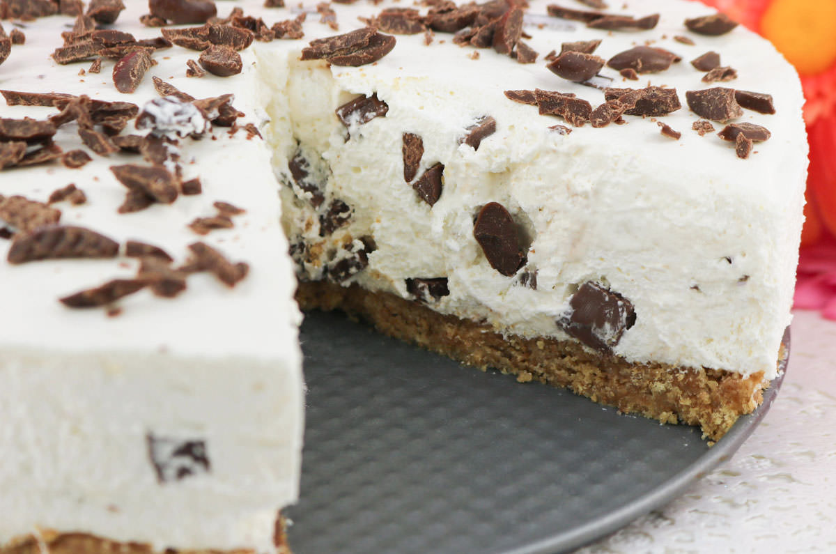 Closeup on a S'more Pie with a single piece removed.